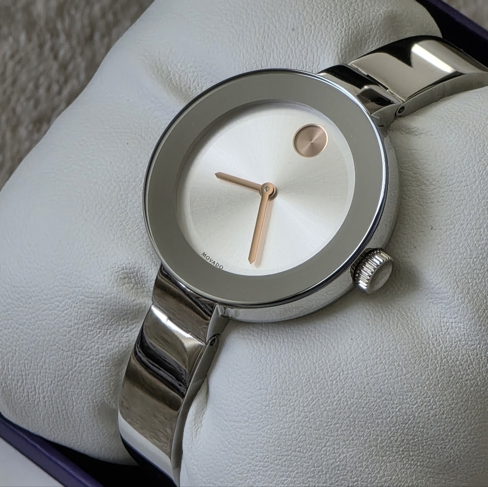 CYBER MONDAY ⌚️NWT Women's Movado Bold 34mm Bangle Bracelet Watch⌚️ Christmas!